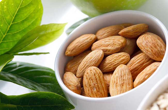 Is bitter almond poisonous