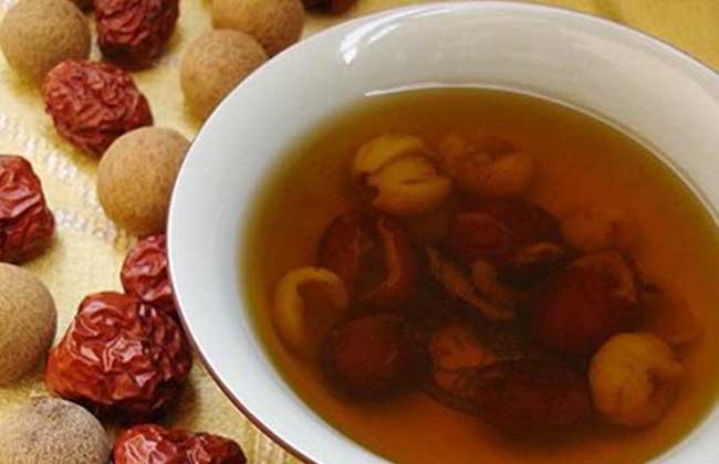 桂圆红枣枸杞茶