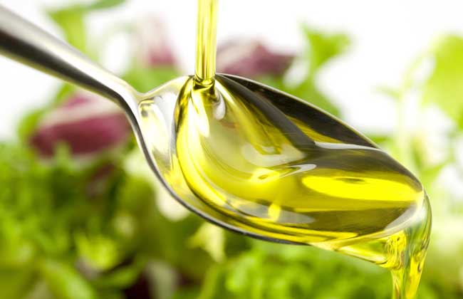 橄榄油怎么护发？