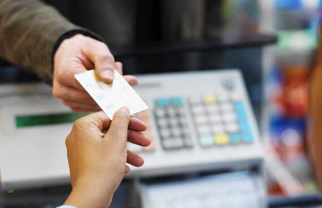 信用卡分期付款利息怎么算？